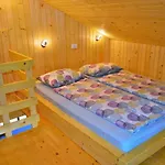 Holiday home Sleeping With The Bees Kozjak Kobarid