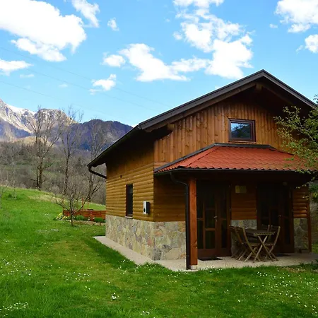 Sleeping With The Bees Kozjak Vakantiehuis Kobarid