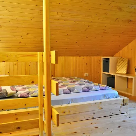 Holiday home Sleeping With The Bees Kozjak Kobarid
