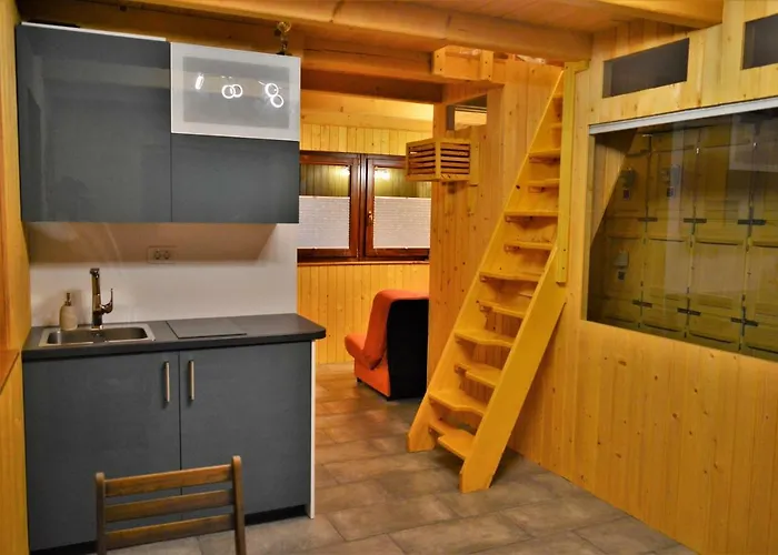 Sleeping With The Bees Kozjak 코바리드